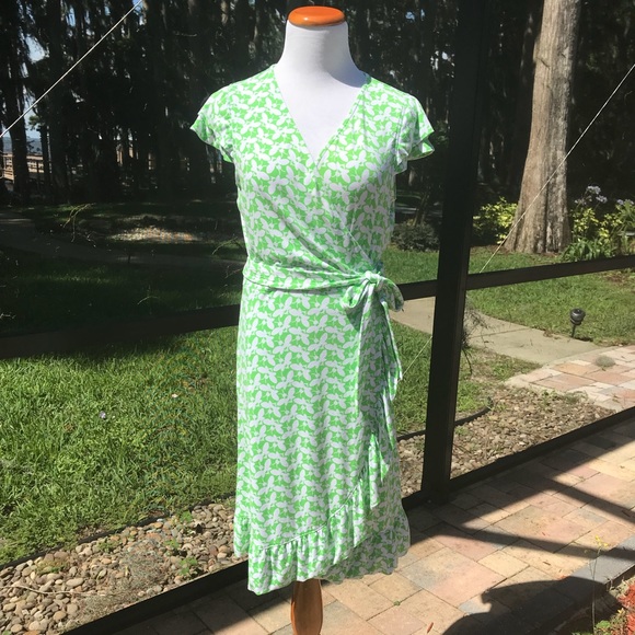 Lilly Pulitzer Dresses & Skirts - Lilly Pulitzer Wrap Dress